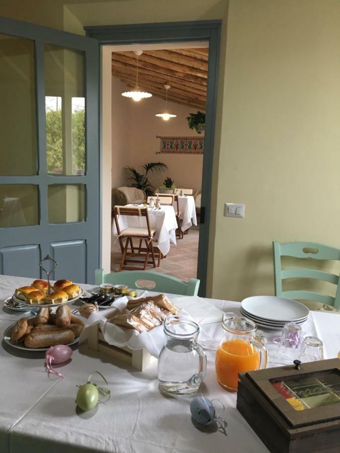 B&B Su Strintu Tuili エクステリア 写真